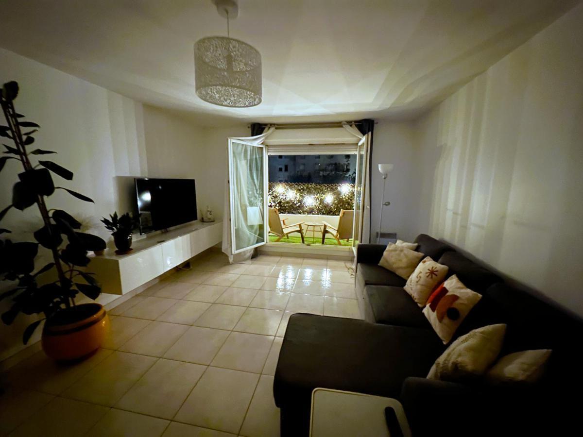 L'Ecrin Du Stade By Uta House Saint-Denis  Extérieur photo